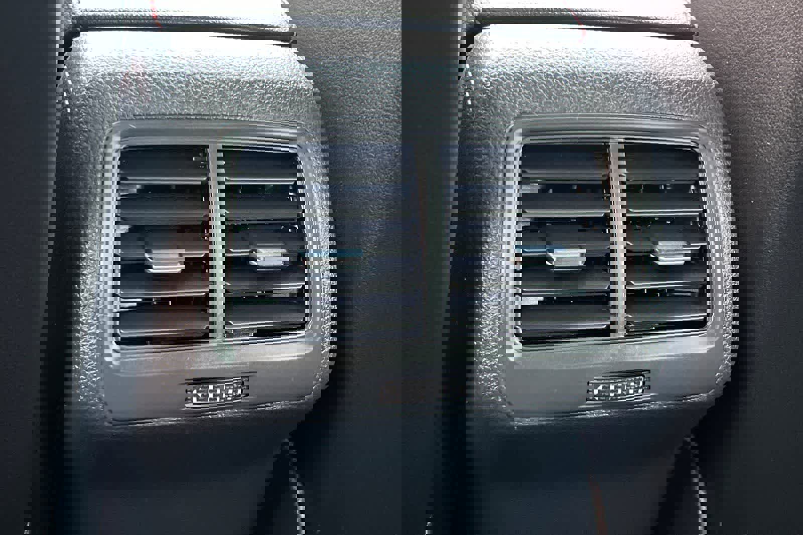 Used 2021 Volkswagen GTI SE image 15