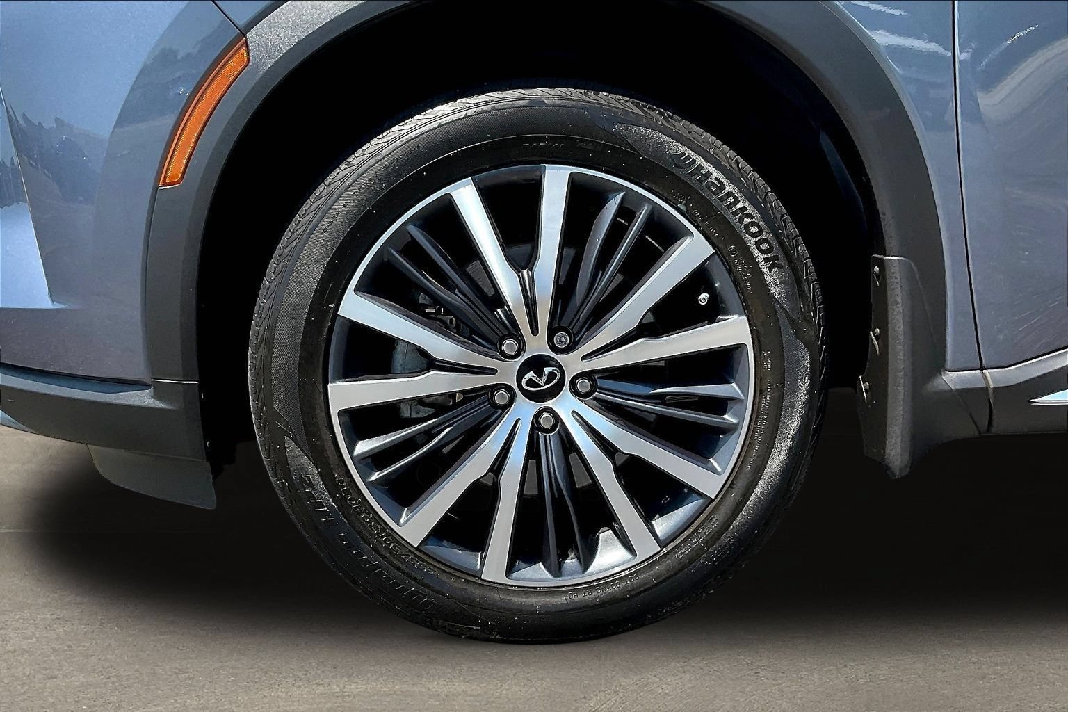 Certified 2023 INFINITI QX60 Sensory w/ Cargo Package AWD/4WD image 33