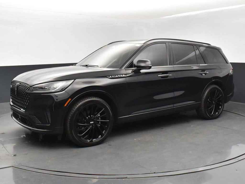 Used 2025 Lincoln Aviator Reserve w/ Jet Appearance Package image 1