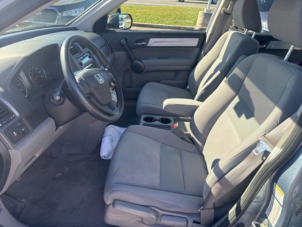 Used 2011 Honda CR-V LX image 45