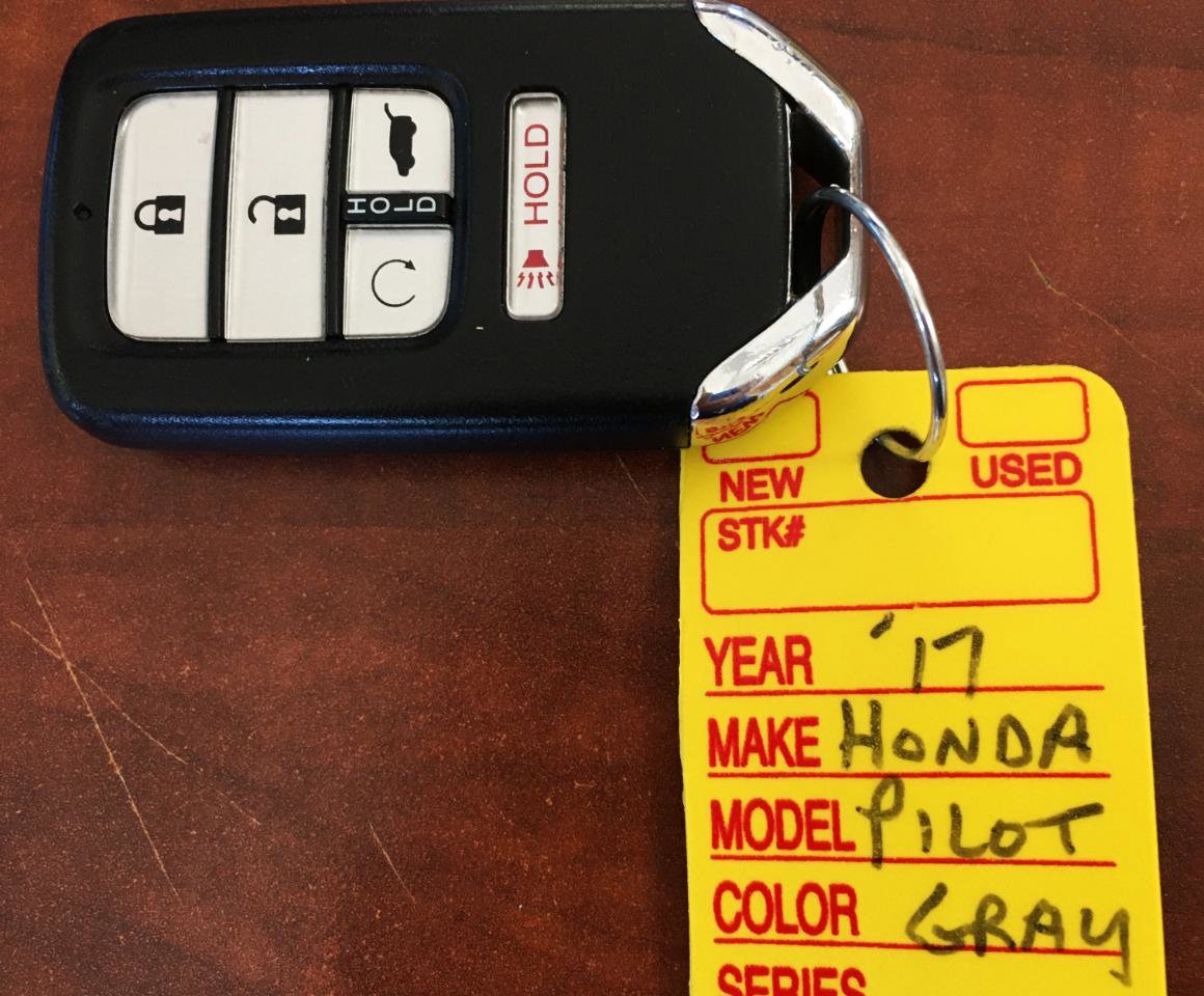 Used 2017 Honda Pilot Elite image 38