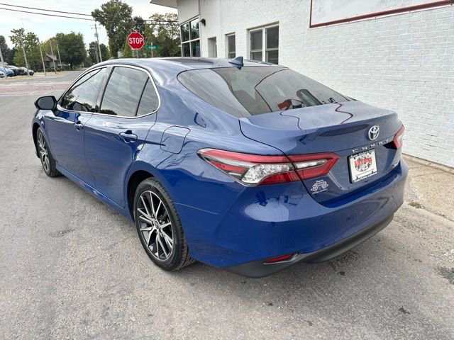 Used 2024 Toyota Camry XLE image 5