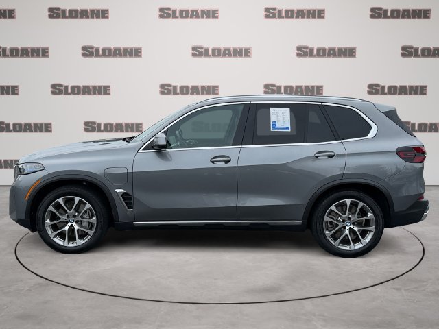 Certified 2026 BMW X5 xDrive50e w/ Climate Comfort Package AWD/4WD image 2