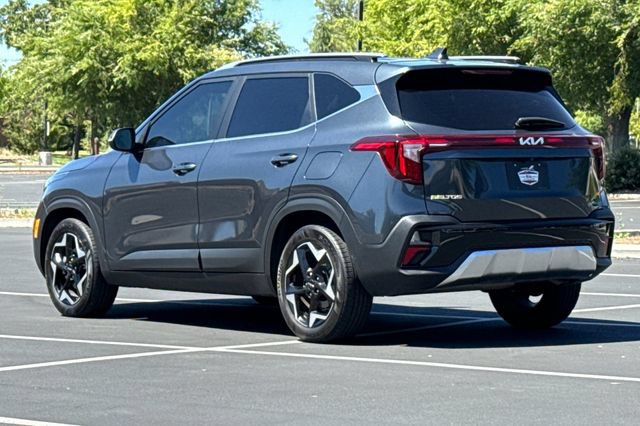 Certified 2025 Kia Seltos EX w/ EX Sunroof Package FWD image 8