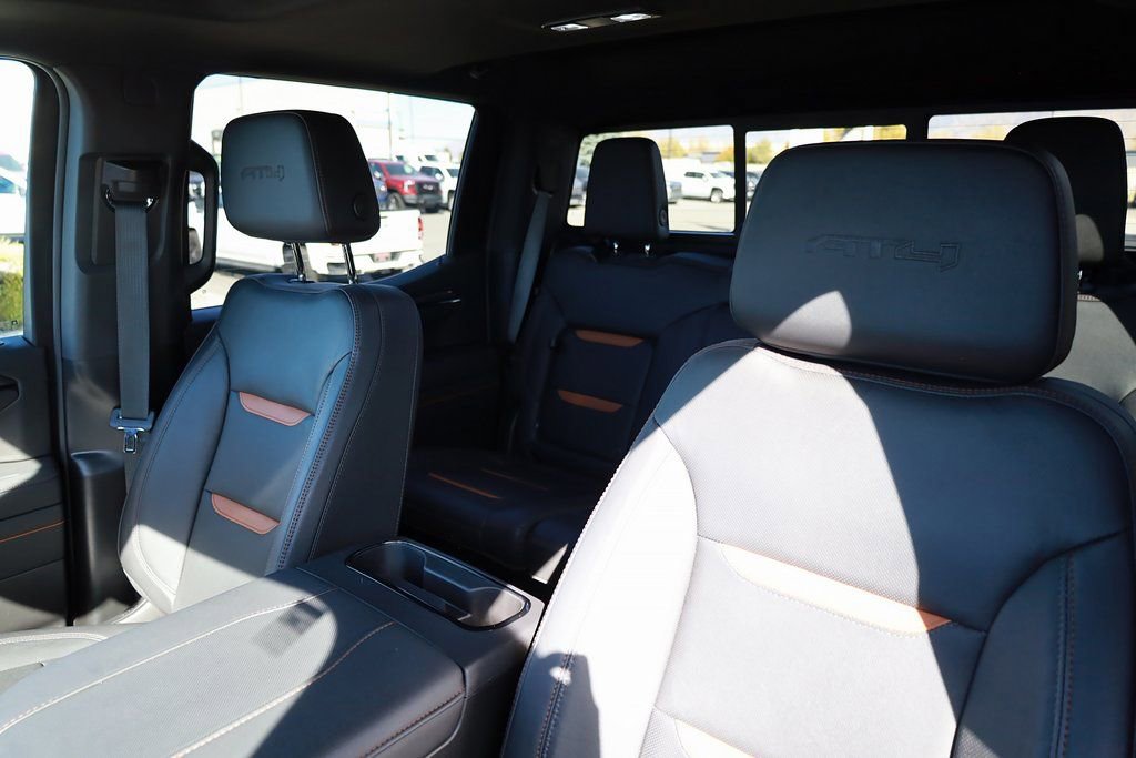 Used 2025 GMC Sierra 1500 AT4 w/ Technology Package image 17