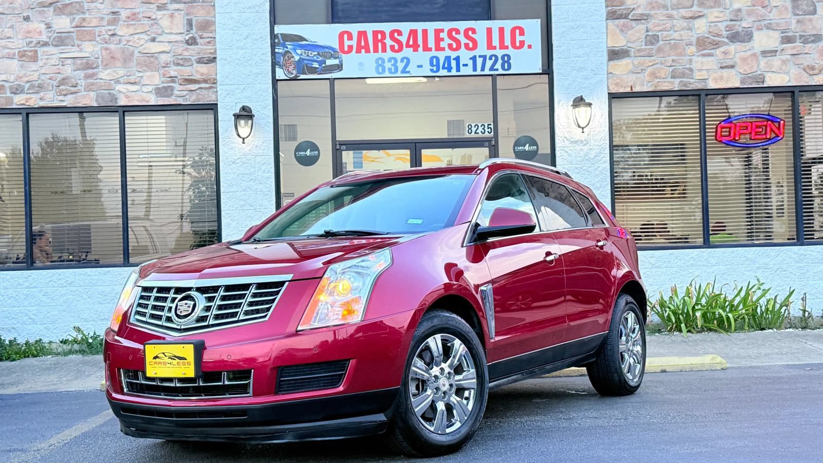 Used 2014 Cadillac SRX Luxury AWD/4WD image 3