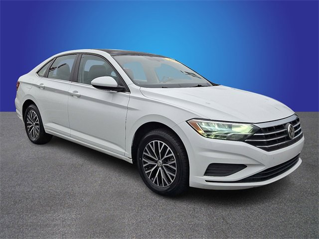 Used 2021 Volkswagen Jetta SE image 3