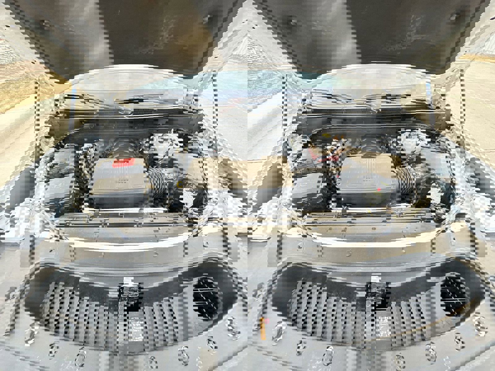 Used 2024 GMC Yukon XL SLE w/ Gmc Pro Safety Plus Package image 30