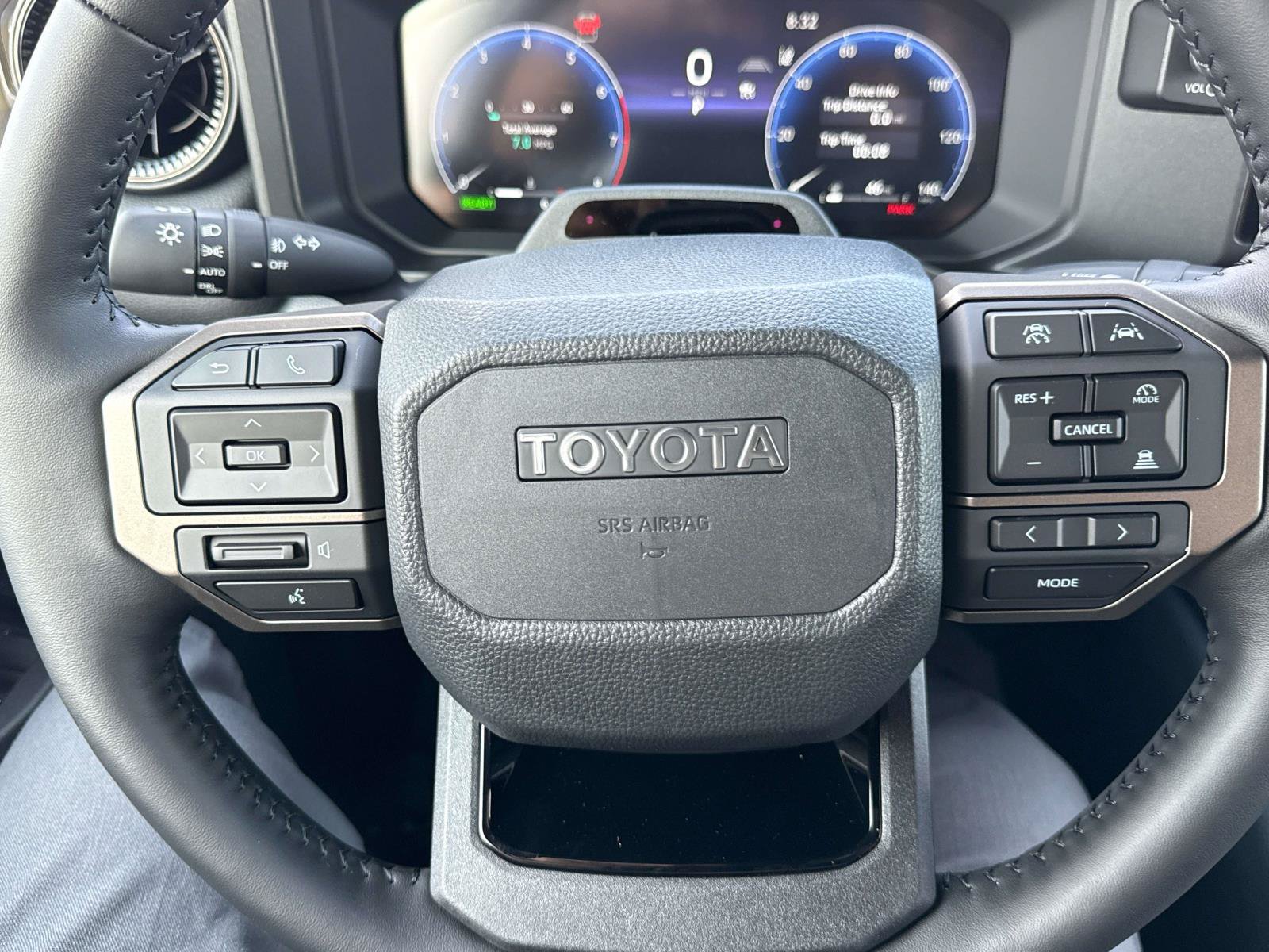 New 2027 Toyota Land Cruiser w/ Premium Package AWD/4WD image 24
