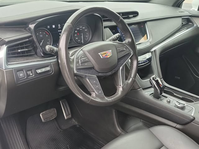Certified 2022 Cadillac XT5 Premium Luxury w/ Technology Package AWD/4WD image 23