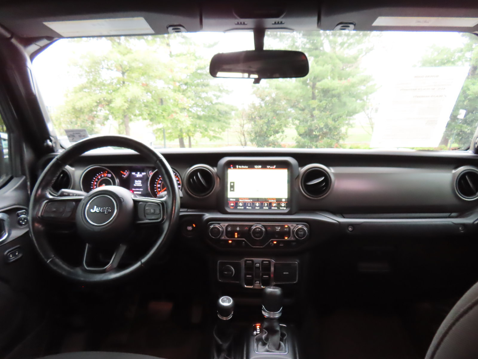 Used 2022 Jeep Gladiator Sport AWD/4WD image 17