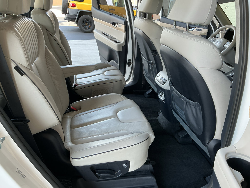 Used 2023 Hyundai Palisade Limited image 15