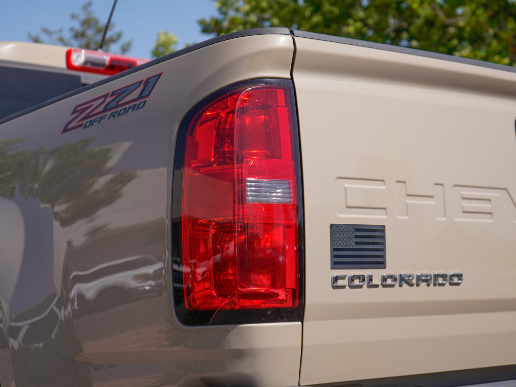 Used 2022 Chevrolet Colorado Z71 AWD/4WD image 8