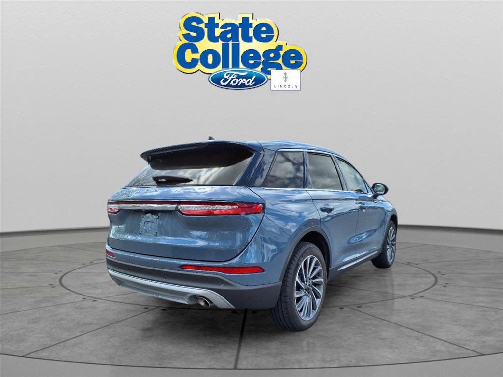 Used 2024 Lincoln Corsair Reserve w/ Equipment Group 201A image 4