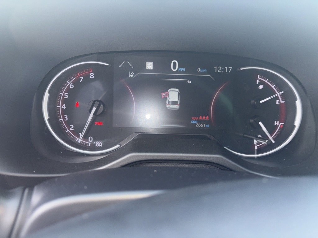 Used 2025 Toyota RAV4 LE image 4