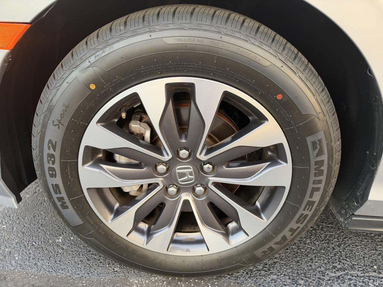 Used 2024 Honda Odyssey EX-L image 30