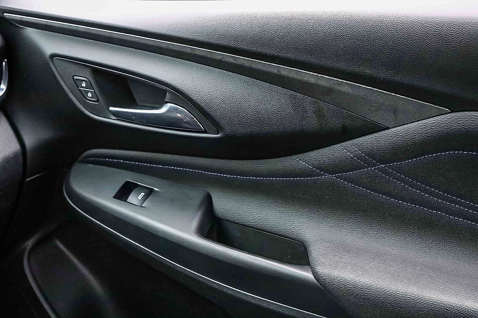 Used 2024 Buick Envista Sport Touring w/ Convenience I Package image 15