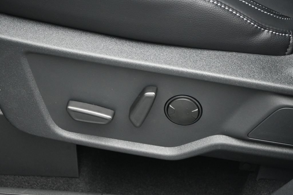 New 2026 Ford Bronco Outer Banks AWD/4WD image 9