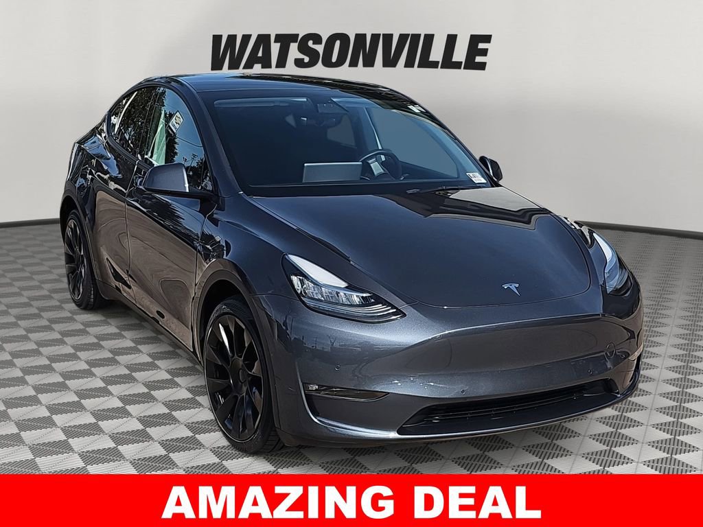 Used 2022 Tesla Model Y Long Range image 1