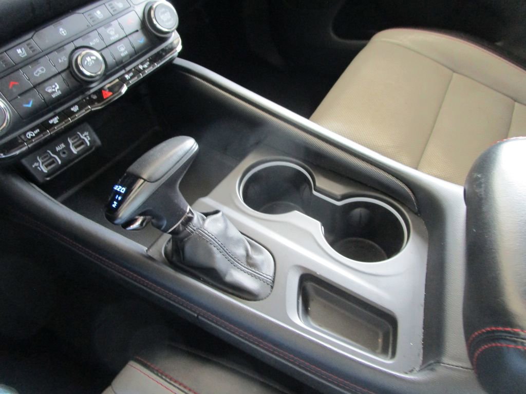 Used 2024 Dodge Durango GT image 40
