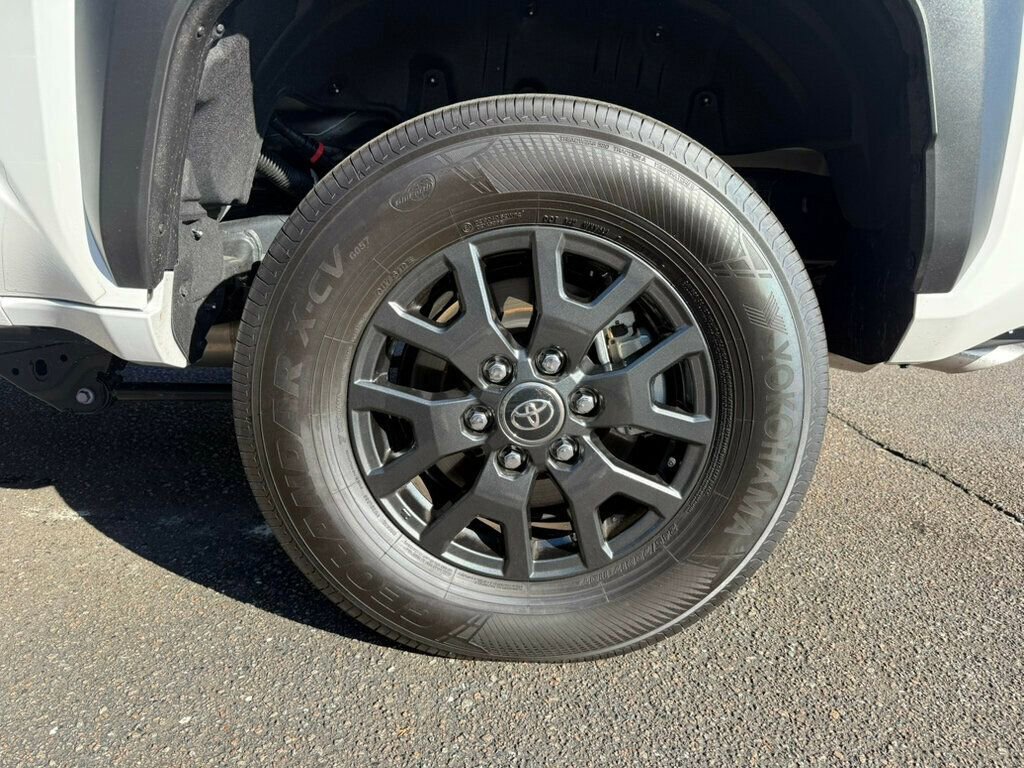 Used 2025 Toyota 4Runner SR5 image 9