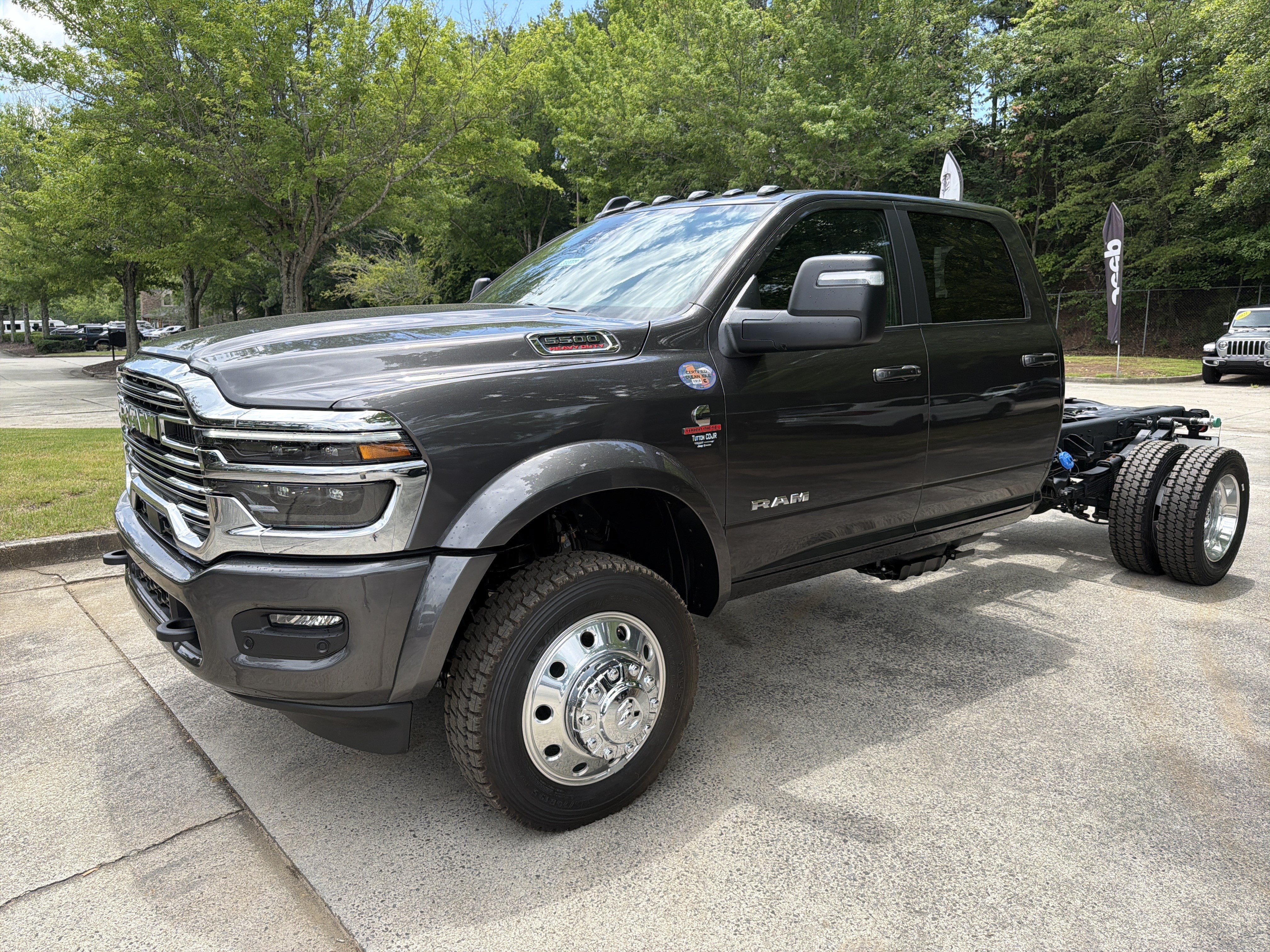 New 2026 RAM 5500 4x4 Crew Cab w/ Laramie Trim Package image 3