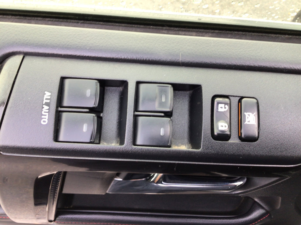 Used 2018 Toyota 4Runner TRD Off-Road image 6