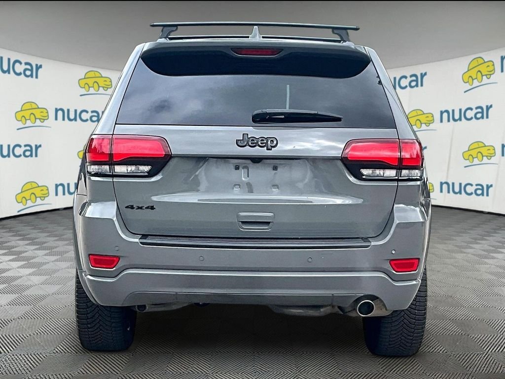 Used 2021 Jeep Grand Cherokee Laredo X AWD/4WD image 5