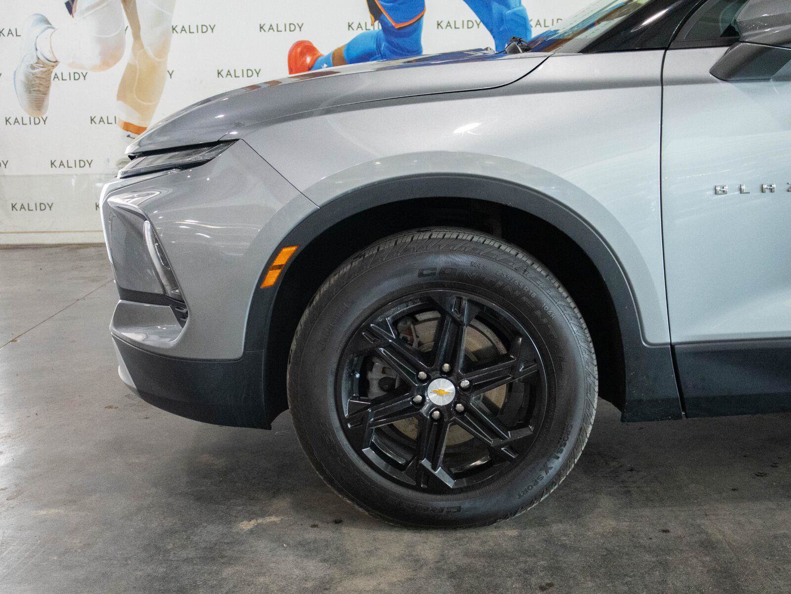 Used 2024 Chevrolet Blazer LT w/ Convenience Package FWD image 15