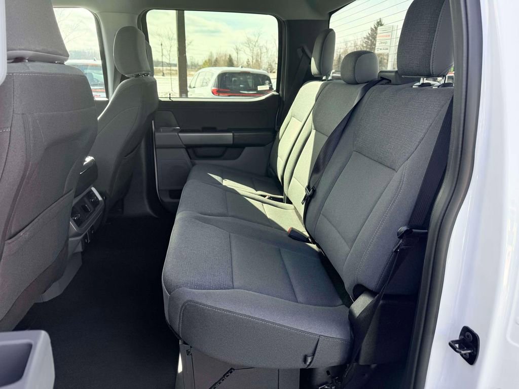 Used 2025 Ford F150 XLT w/ Equipment Group 301A Standard image 11