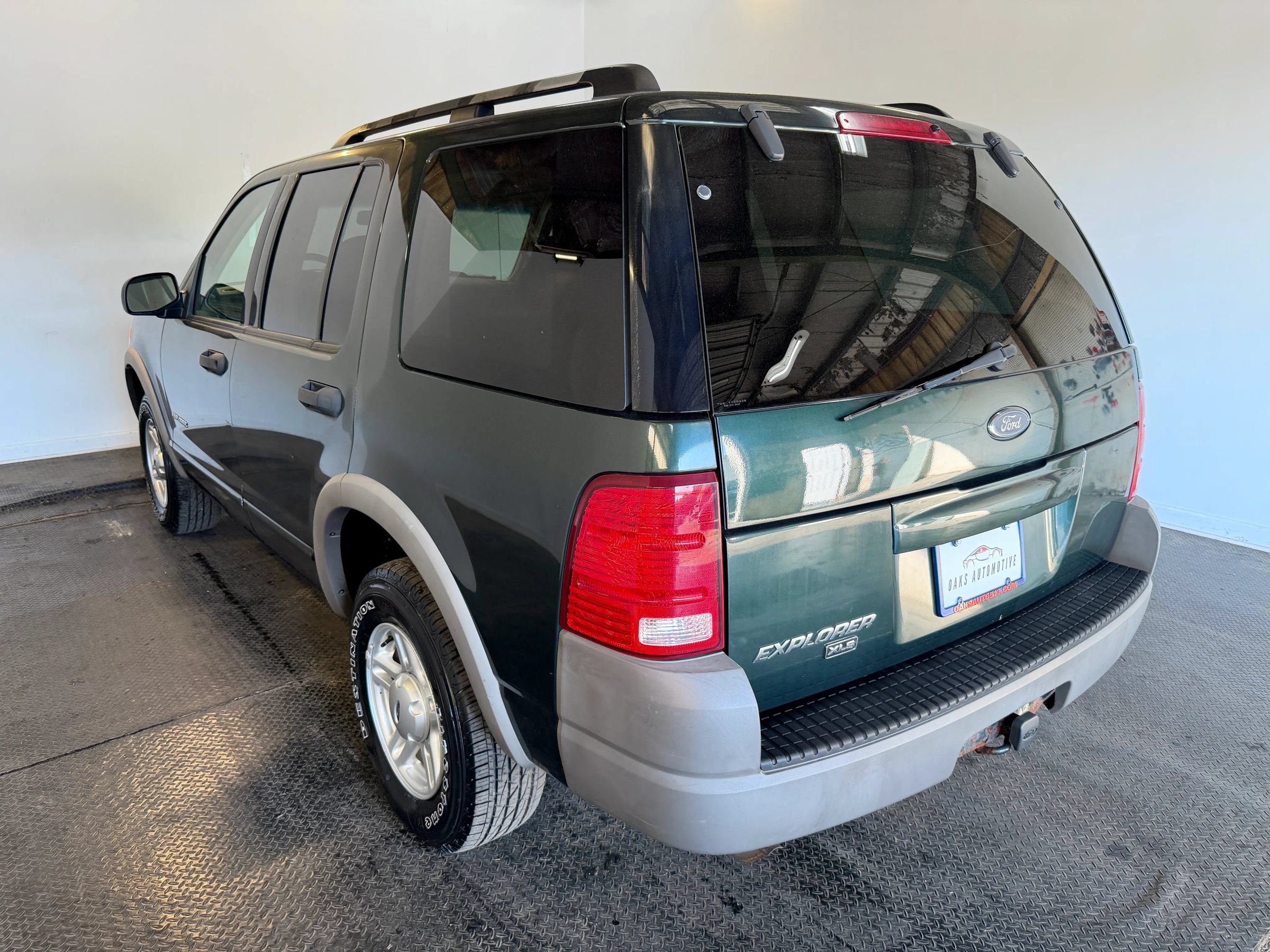 Used 2002 Ford Explorer XLS RWD image 5