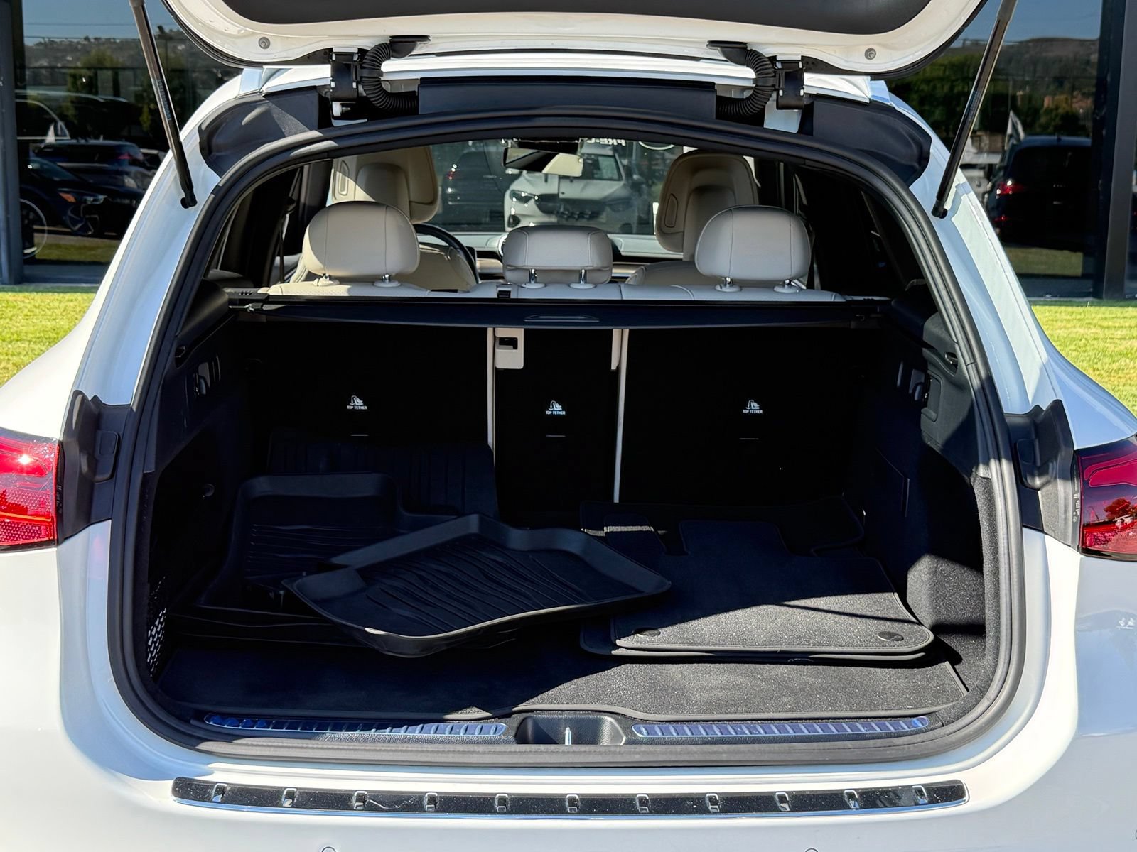 Used 2023 Mercedes-Benz GLC 300 image 16