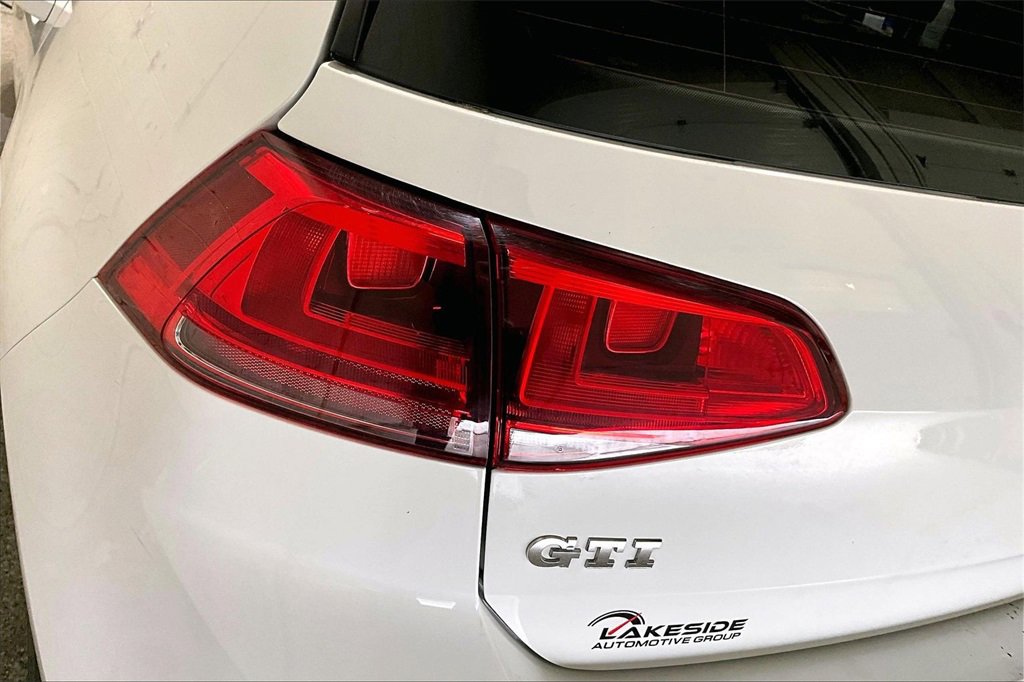 Used 2017 Volkswagen GTI S image 22