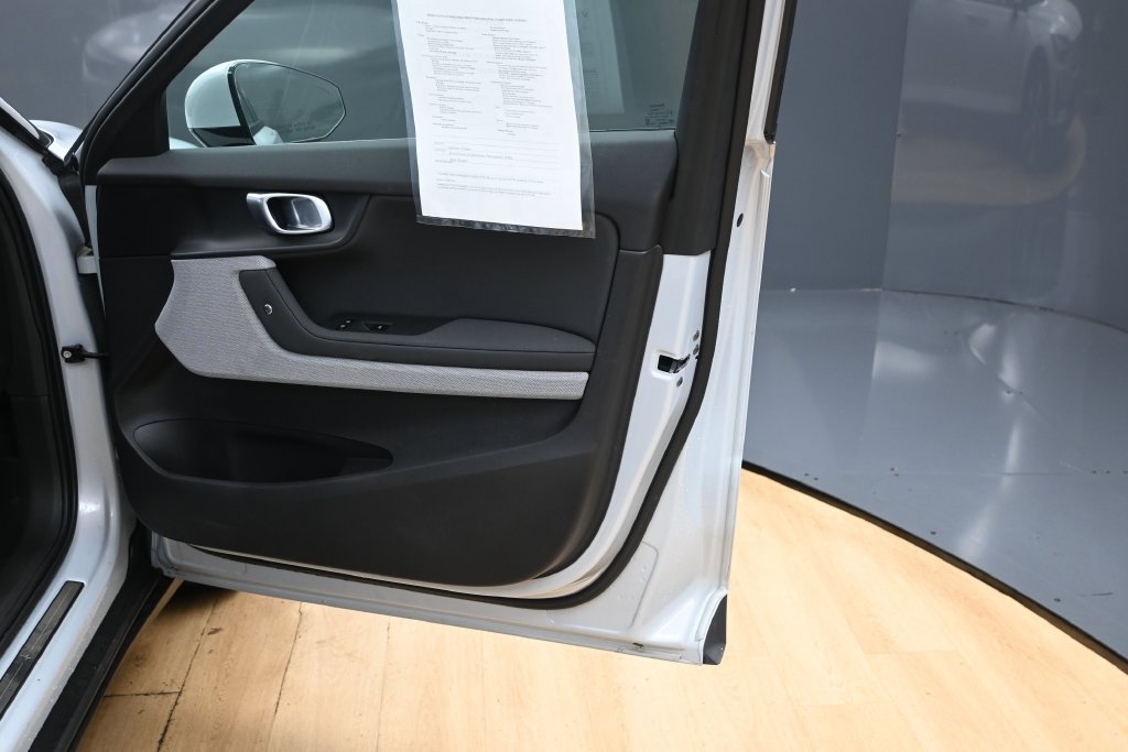Used 2024 Polestar Polestar 2 AWD/4WD image 26