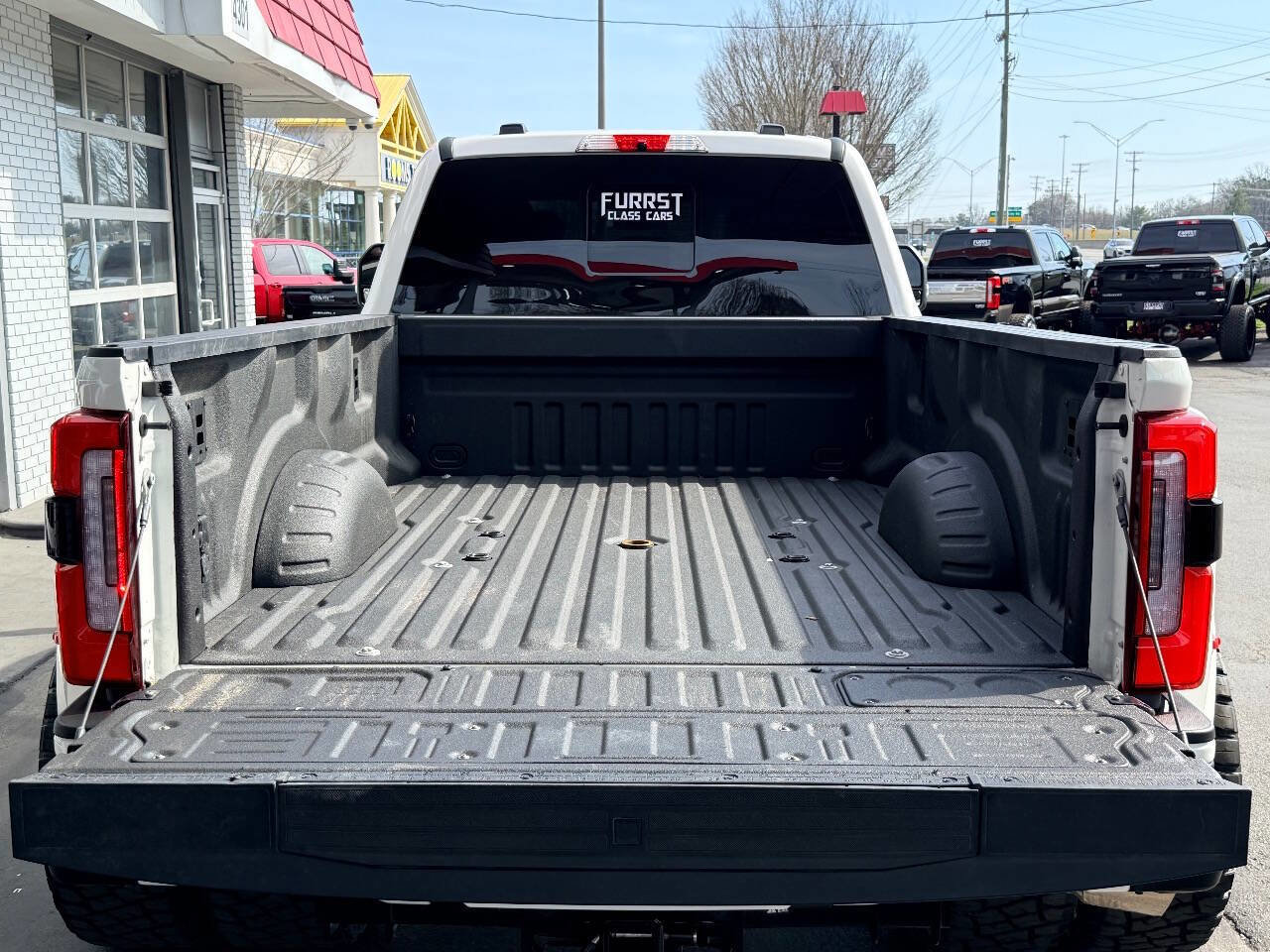 Used 2025 Ford F450 Platinum w/ Platinum Plus Package image 10