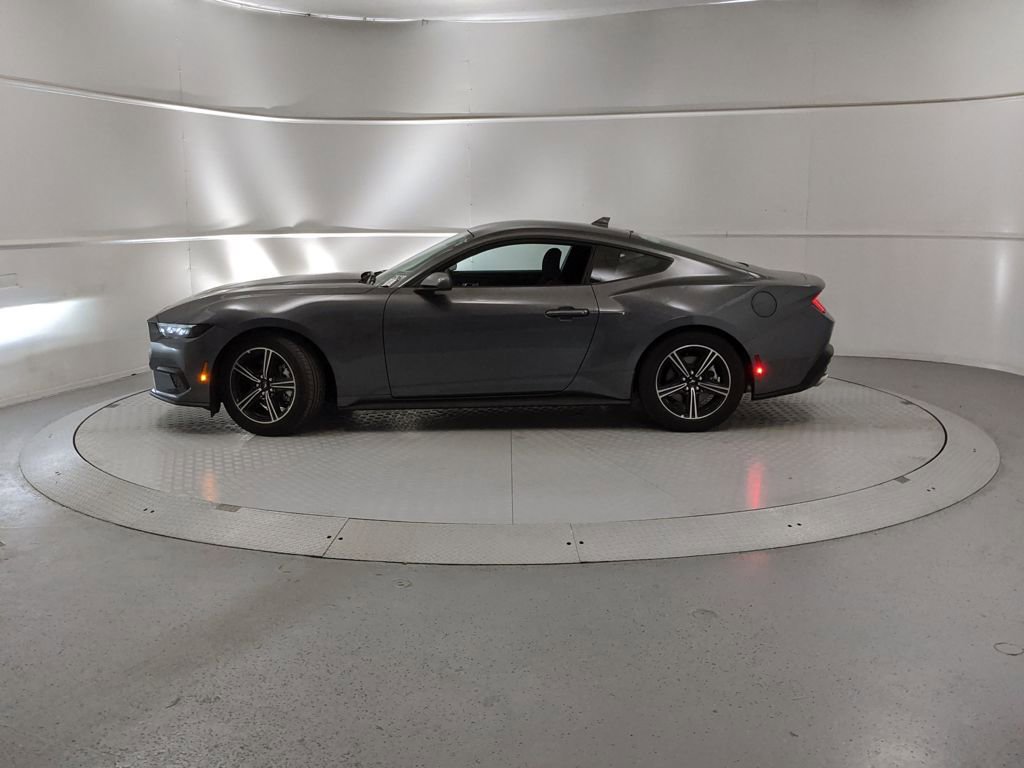 New 2025 Ford Mustang Coupe image 5