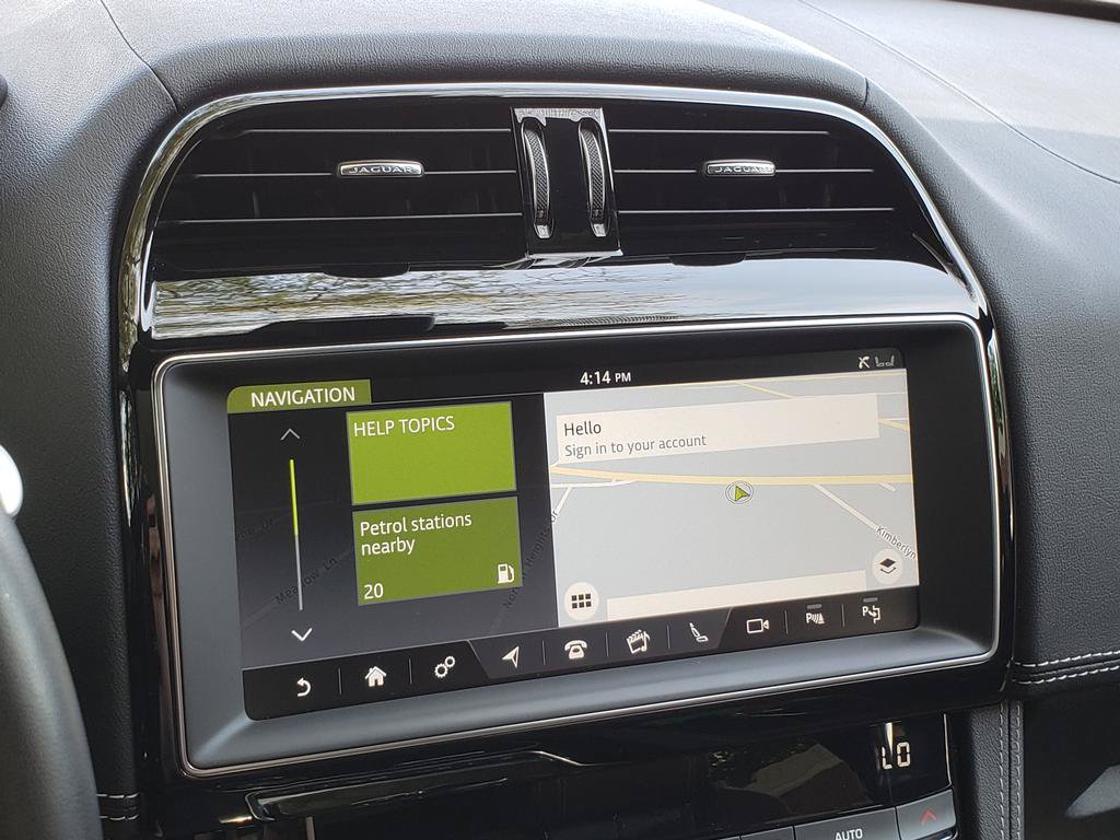 Used 2019 Jaguar F-PACE S AWD/4WD image 21
