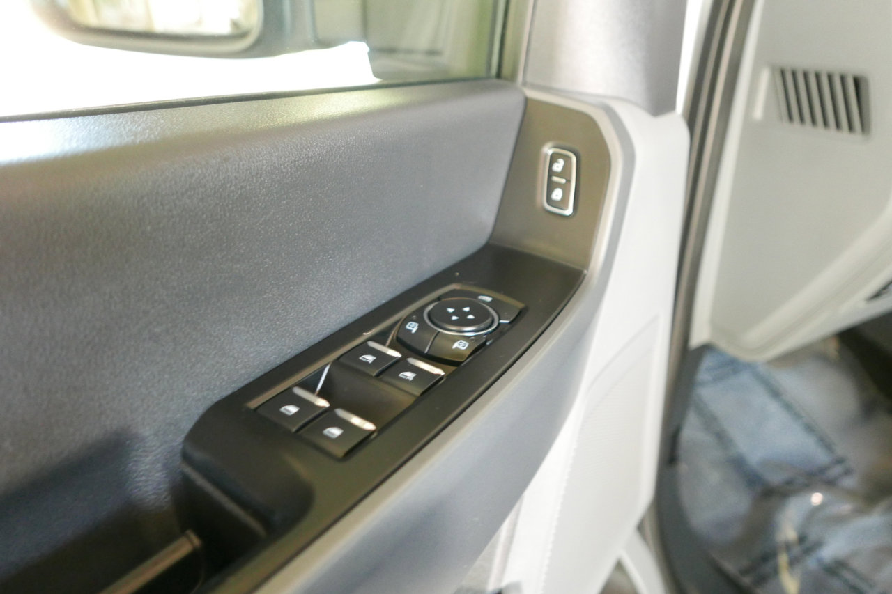 Used 2024 Ford F350 XLT image 22