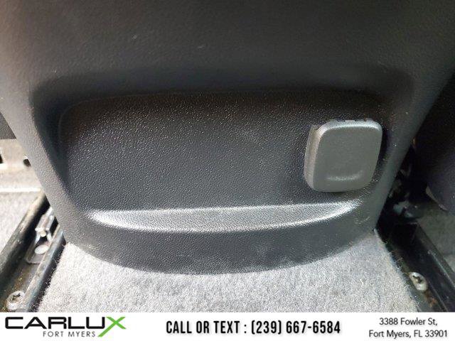 Used 2020 Chevrolet Malibu LT w/ Leather Package FWD image 17