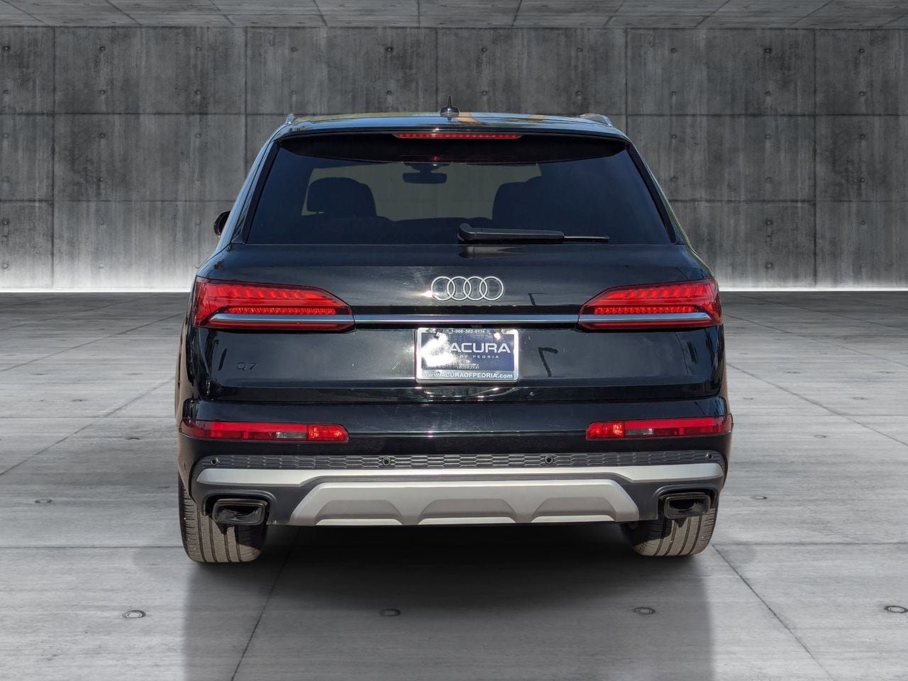 Used 2025 Audi Q7 3.0T Premium Plus image 4