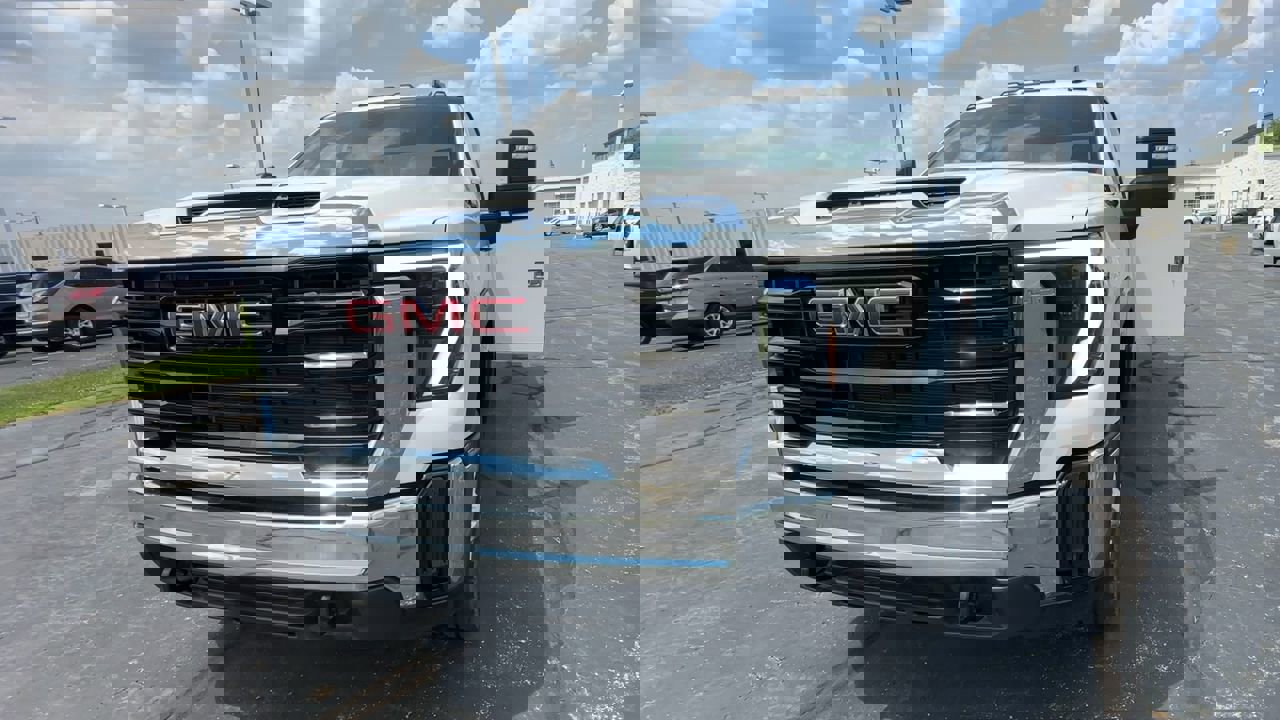 New 2025 GMC Sierra 2500 Pro w/ Convenience Package image 3