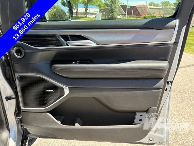 Used 2025 Jeep Wagoneer L Series II w/ 8-pass Seating Package AWD/4WD image 31