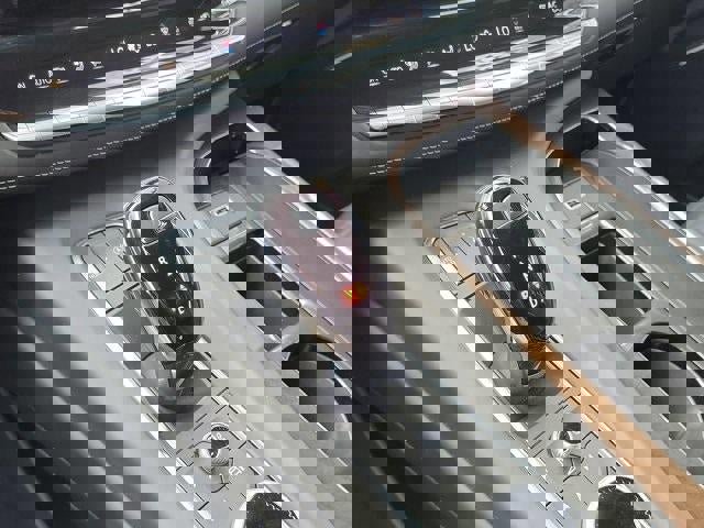 Certified 2024 Cadillac Escalade ESV Premium Luxury Platinum image 27