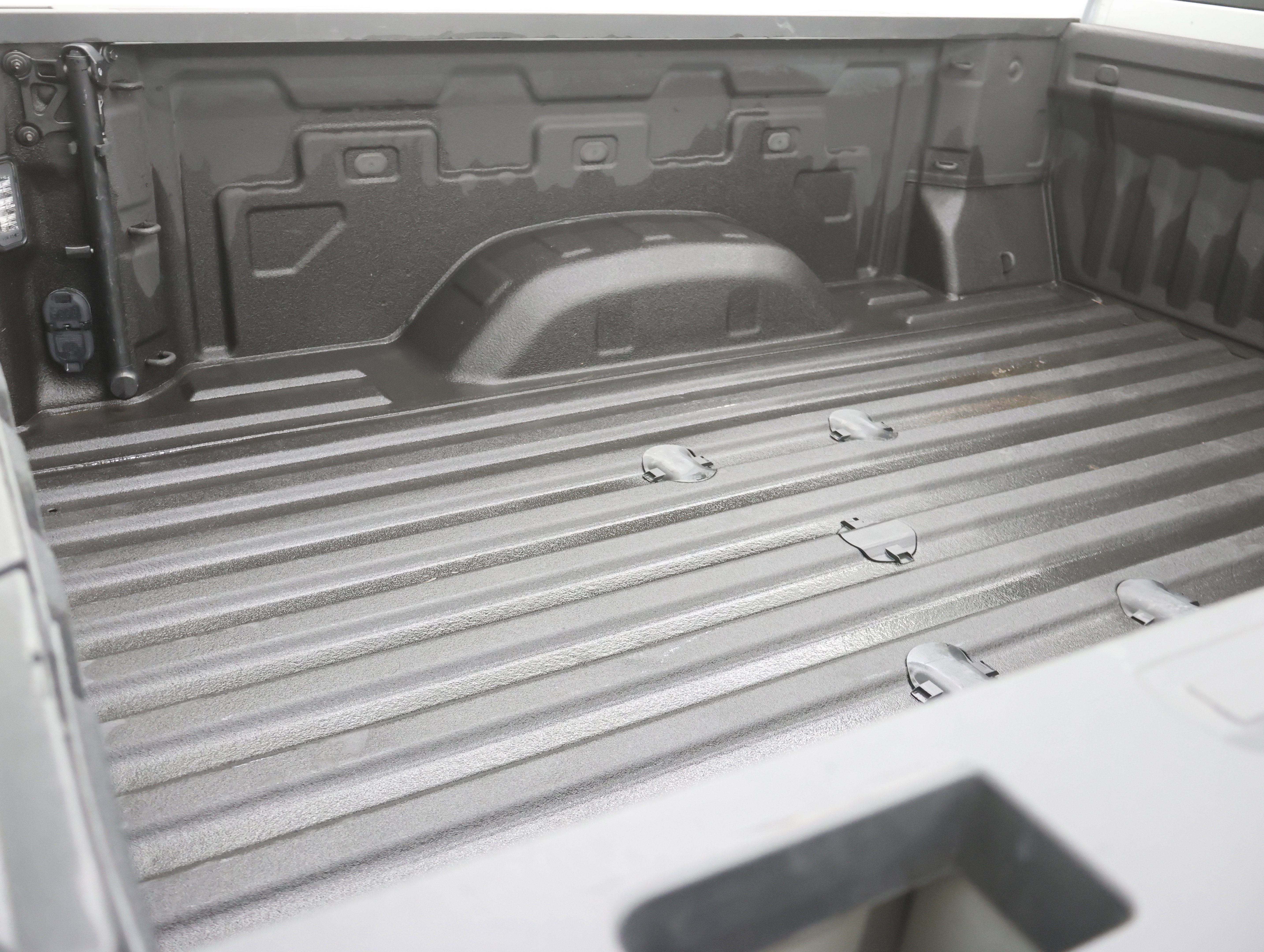 Used 2023 GMC Sierra 2500 SLE w/ SLE Convenience Package image 5