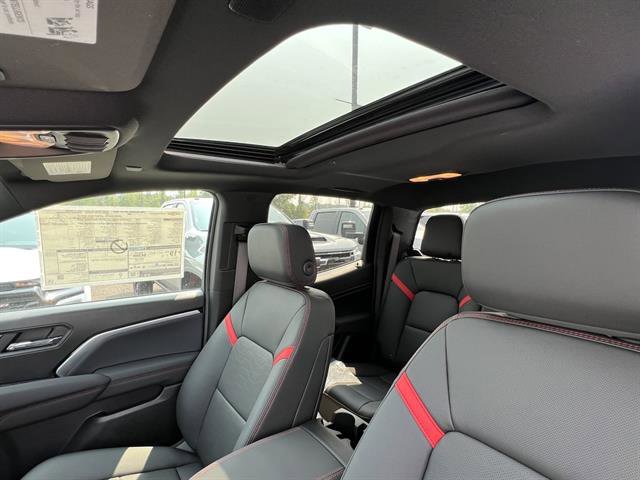 New 2026 Chevrolet Colorado Z71 w/ Technology Package image 16