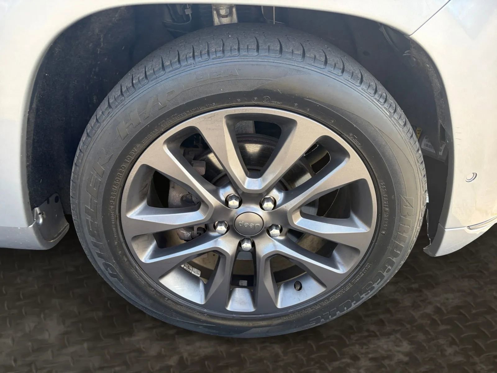 Used 2019 Jeep Grand Cherokee High Altitude AWD/4WD image 42