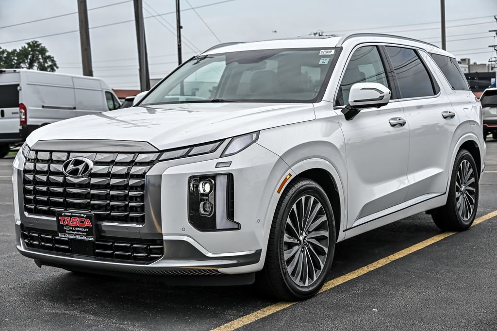 Used 2023 Hyundai Palisade Calligraphy w/ Cargo Package AWD/4WD image 6