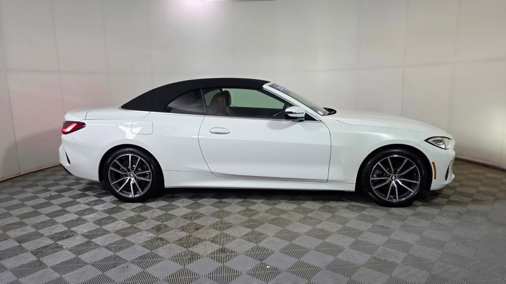 Used 2022 BMW 430i xDrive Convertible w/ Premium Package image 8