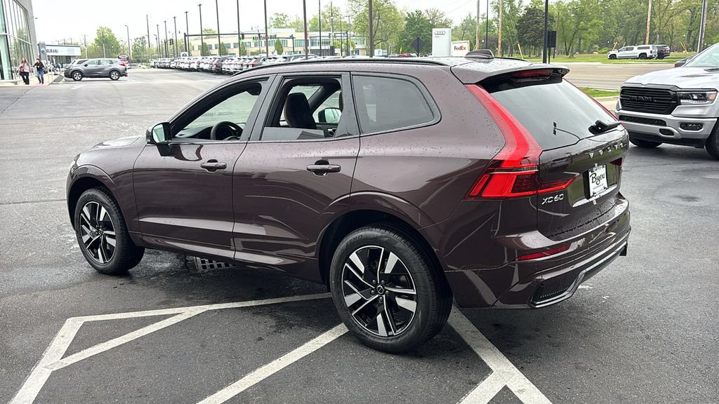 New 2026 Volvo XC60 B5 Plus AWD/4WD image 4