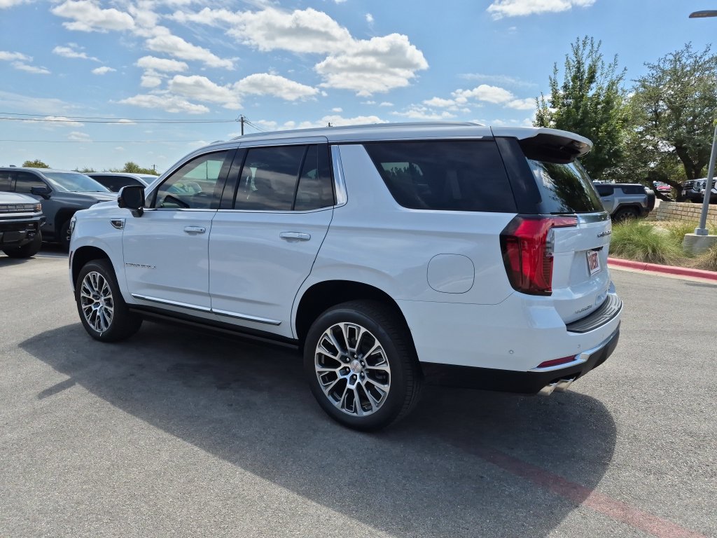 New 2026 GMC Yukon Denali w/ Denali Reserve Package AWD/4WD image 7